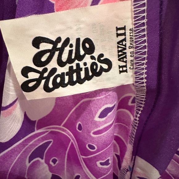 Vintage Womens Purple Hibiscus and Monstera Hilo Hattie Muu Muu Size M - Picture 3 of 4